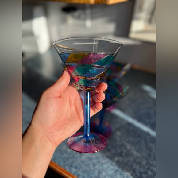 4 Hand-painted Martini Glasses - Picture 1 of 4